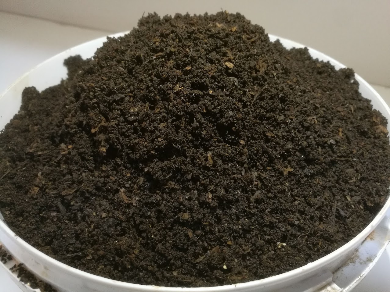 Sifted vermicompost